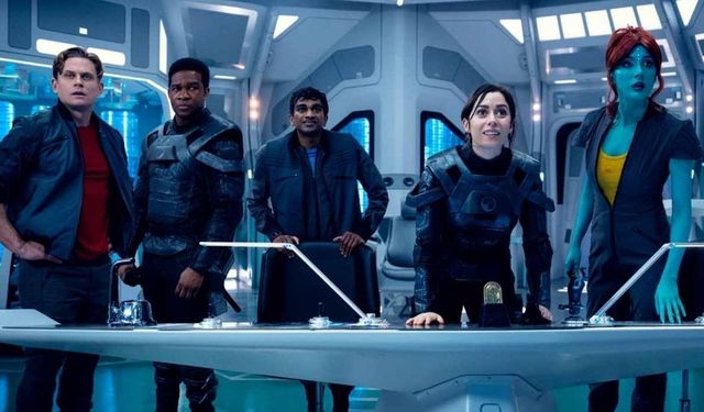 Black Mirror Hayranlarına Müjde: Ekip 8. Sezon için Sete Çıktı