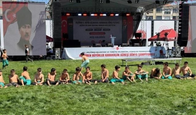 Keçiören’de Genç Pehlivanlar Er Meydanına Çıktı