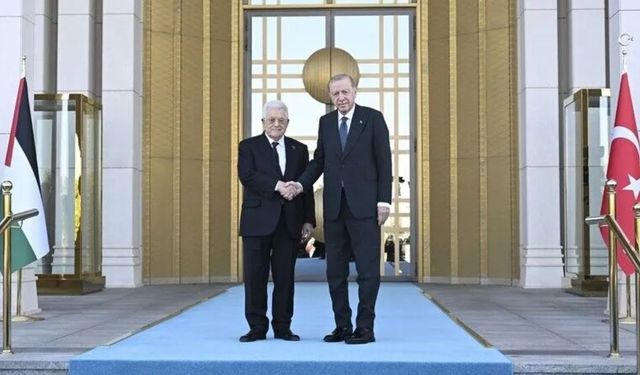 Cumhurbaşkanı Erdoğan Filistin Lideri Abbas'ı Külliye’de Törenle Karşıladı