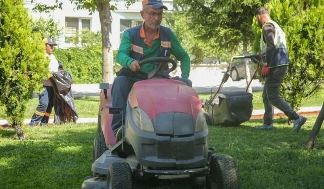 Etimesgut'ta Park ve Bahçelerde Düzenleme Çalışması