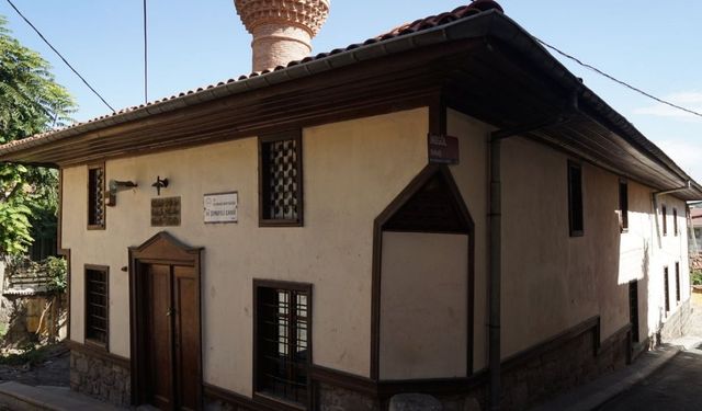 Ankara İki Şerefeli Camii