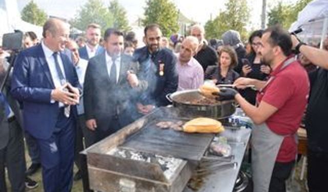 Kahramankazan’da Kavurma Şöleni: Gastronomi Festivali Binlerce Kişiyi Buluşturdu