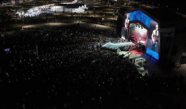 Geleneksel Sincan Yaz Festivali’nde Mavi Gri Rüzgarı Esti