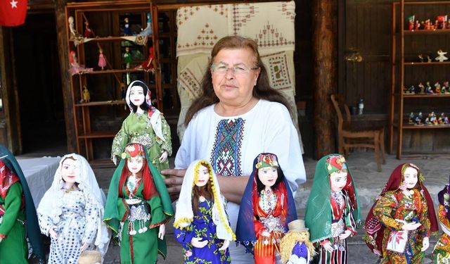 Geleneksel El Sanatları Altınköy'de Yaşatılıyor: Folklorik Kitre Bebekler Ziyaretçilerini Bekliyor