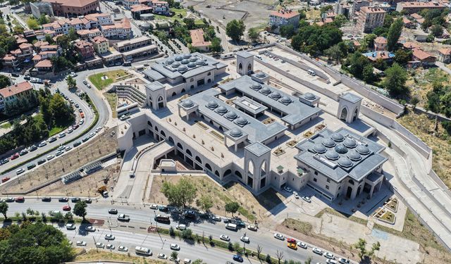 Ulus’ta Kapalı Dolmuş Durakları Cumartesi Günü Hizmete Açılıyor