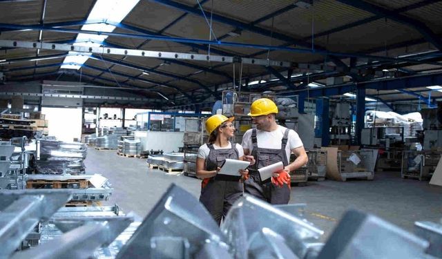 Yalın Üretim Fabrikalardaki İsrafı Nasıl Azaltır?