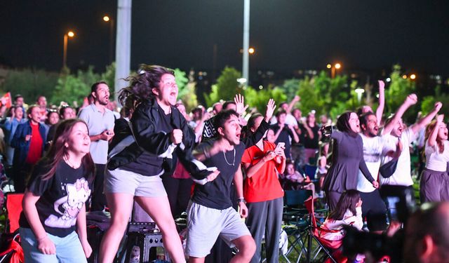 Filenin Sultanları İtalya’yı Devirdi, Ankara Parklarında Şampiyonluk Kutlandı