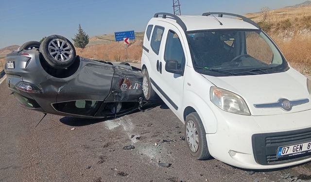 Beypazarı’nda İki Araç Birbirine Girdi: 3 Yaralı