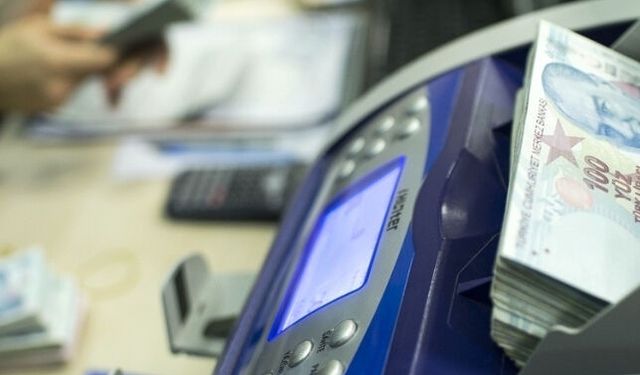 Merkezi Yönetim Bütçesi Ağustosta 12,9 Milyar Lira Fazla Verdi