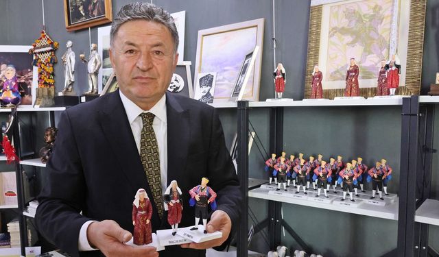 Ankara’nın Simgeleri Hediyelik Eşya Oldu: Seymen, Bacıeren ve Keçi Figürleri Görücüye Çıktı