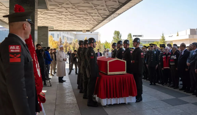 Ankara'da Askeri Araç Kazasında Şehit Olan Albay Sayit Gökgöz Son Yolculuğuna Uğurlandı