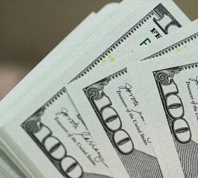 Yüksek Petrol Fiyatları ve Tahvil Getirileri Doları Destekliyor