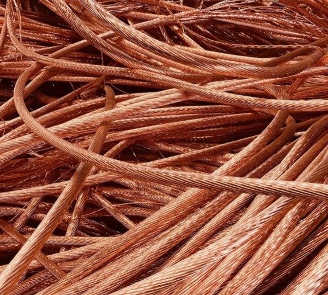 Bakır Fiyatları Talebin Zayıflamasıyla Geriledi