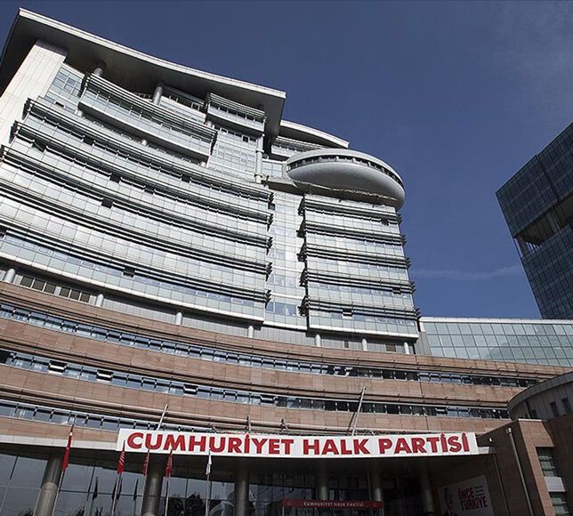 Cumhuriyet Halk Partisi’nde İstifa Dalgası Yaşanıyor