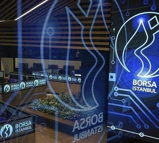 BİST 100 Endeksi 13.797 Puana Geriledi: Yatırımcı Yarını Bekliyor