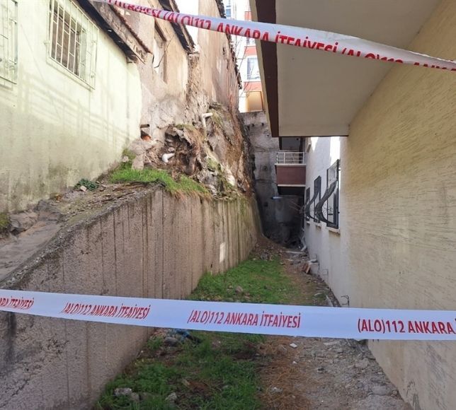 Ankara Mamak’ta Toprak Kaydı: Bina ve Gecekondu Boşaltıldı