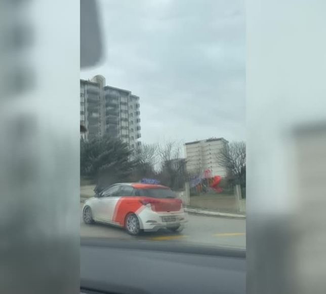 Ankara’da Film Sahnelerini Aratmayan Olay: Tartıştığı Kişiyi Metrelerce Sürükledi