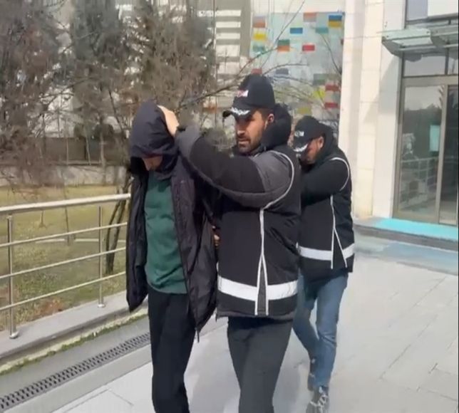 Ankara'da Kaçak İlaç Operasyonu: 2 Şüpheli Tutuklandı