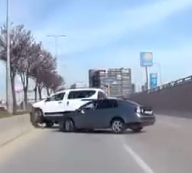 Ankara’da Makas Atan Araç Kazaya Neden Oldu: O Anlar Kamerada