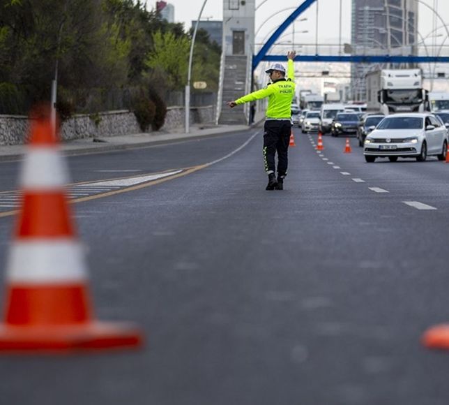 Ankara'da 23 Nisan Nedeniyle Bazı Yollar Trafiğe Kapatıldı