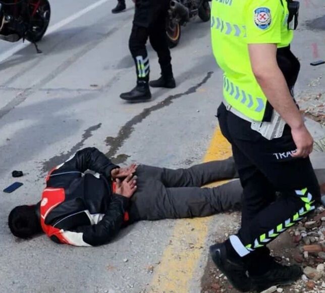 Ankara Altındağ’da Motosikletli Sürücüden 1,5 Kilo Esrar Çıktı