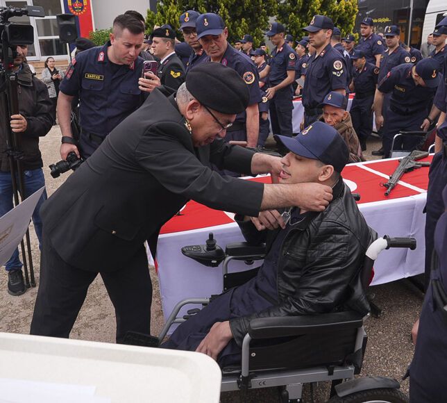 Ankara’da Gurur Günü: 47 Özel Genç Yemin Etti, Terhis Belgesini Aldı