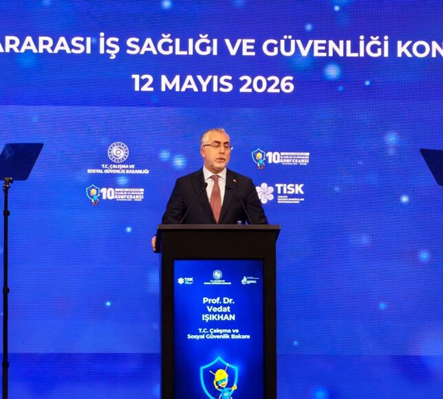 Emeklilerin Maaş ve Bayram İkramiyesi Ödeme Tarihleri Netleşti
