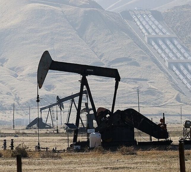 ABD ile İran Arasındaki Diplomasi Trafiği Petrol Fiyatlarını Düşürdü