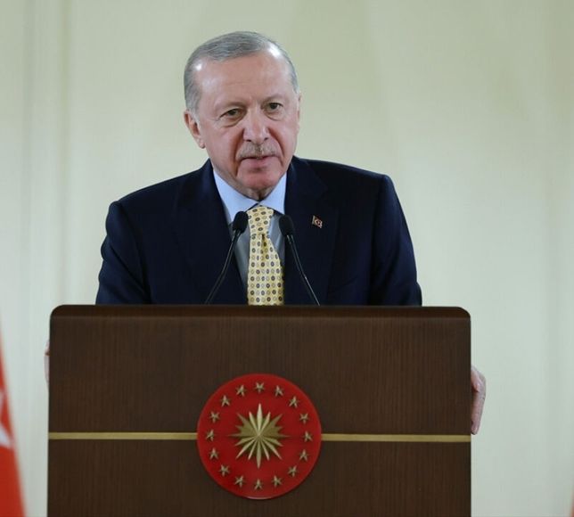 Erdoğan'dan Emir Al Sani için Katar'a Taziye Mesajı