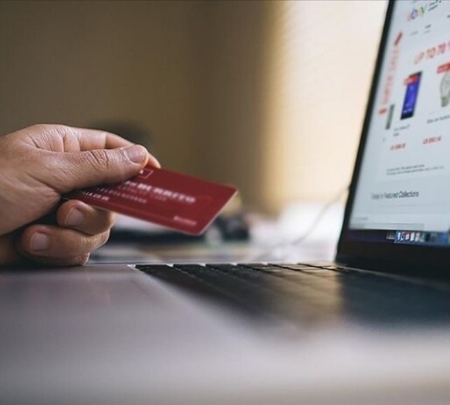 Anneler Günü Alışverişi E-Ticareti Canlandırdı