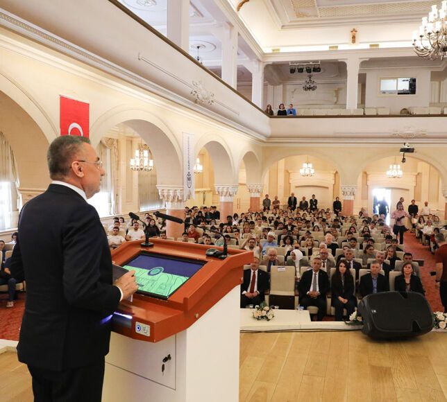 Fuat Oktay’dan Gazi Üniversitesi’nde "Dünya Düzeni" Mesajı