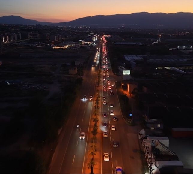 İzmir-Ankara Kara Yolunda Bayram Dönüşü Trafiği