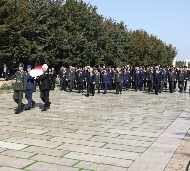 OYAK 66’ncı Genel Kurulu Öncesi Anıtkabir’e Çıkarma: Bakan Güler ve Komutanlar Ata'nın Huzurunda