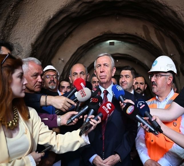 Mansur Yavaş Yapımı Süren Mamak Metrosu'nu Yerinde İnceledi
