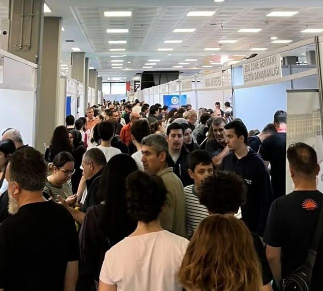 Üniversite Adayları Ankara’daki Tercih Fuarında Buluştu