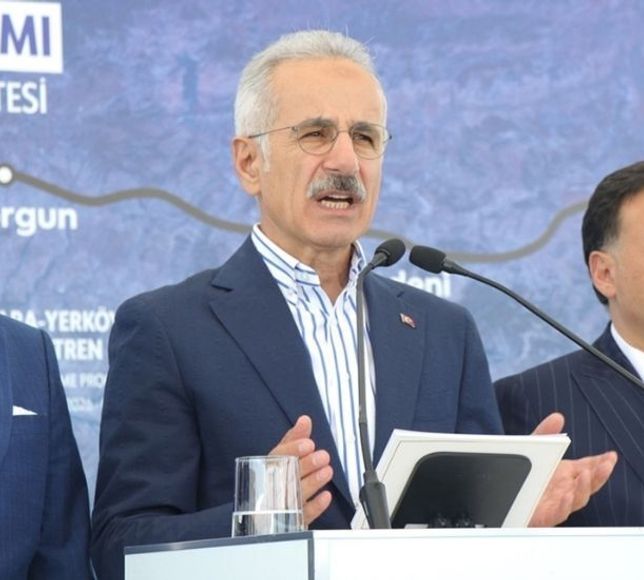 Bakan Uraloğlu Açıkladı: Kayseri-Ankara Arası 1 Saat 45 Dakika Olacak