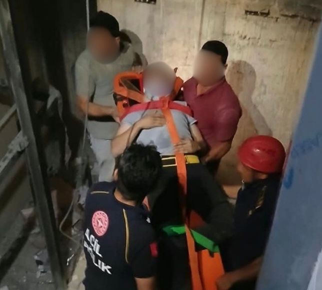 Polatlı'da Asansör Boşluğuna Düşen 16 Yaşındaki Genç Ağır Yaralandı
