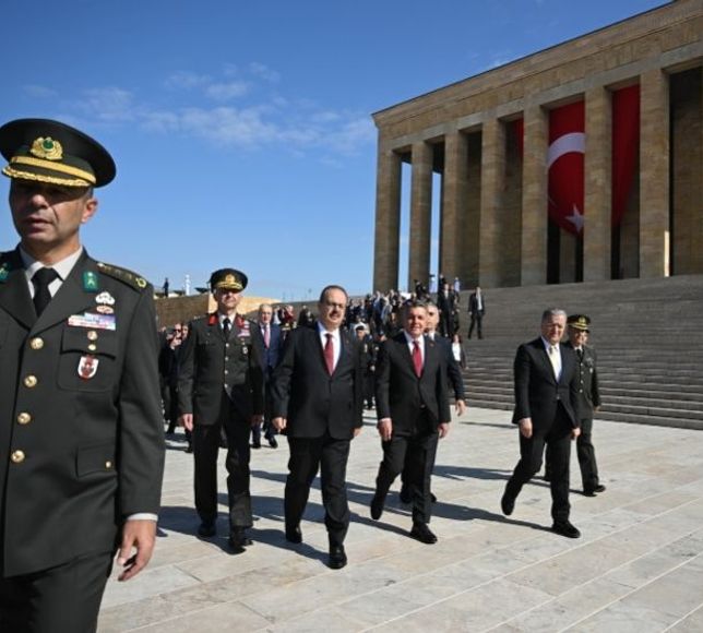 Ankara Valisi Yakup Canbolat’tan Anıtkabir'e Anlamlı Ziyaret