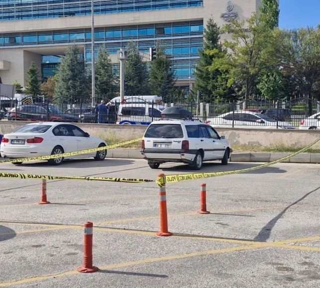 Ankara'da Emekli Polis Eylem Sırasında İntihar Etti