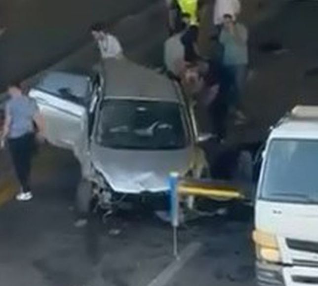 Etimesgut’taki Alt Geçitte 5 Araç Birbirine Girdi: Yaralılar Var