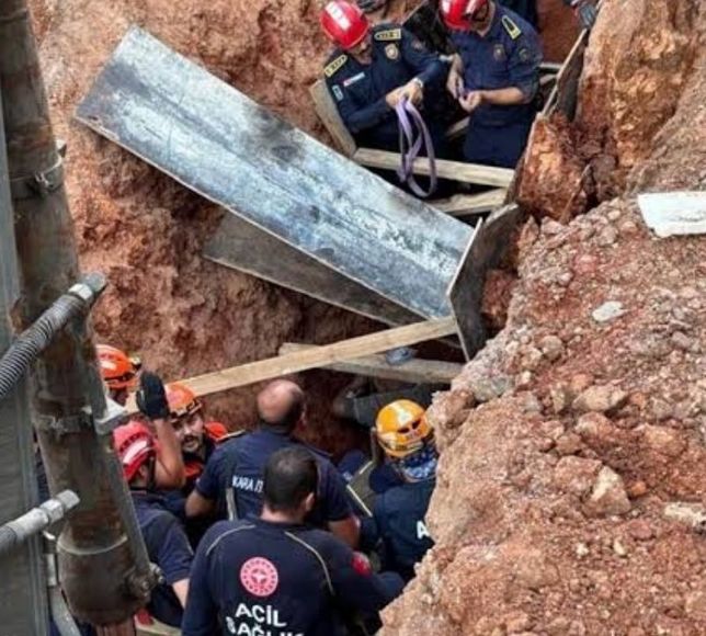 Gölbaşı’nda İnşaat Sahası Göçtü: Toprak Altında Kalan İşçi Yaralandı