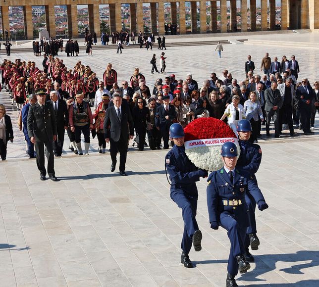 Atatürk’ün Ankaralı Oluşunun 104. Yılında Seymenler Anıtkabir’de: Başkent Haftası Başladı