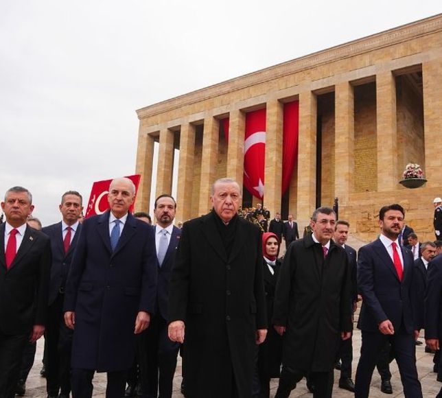 Cumhuriyet’in 103. Yıl Dönümünde Devlet Erkanı Anıtkabir’de Buluştu