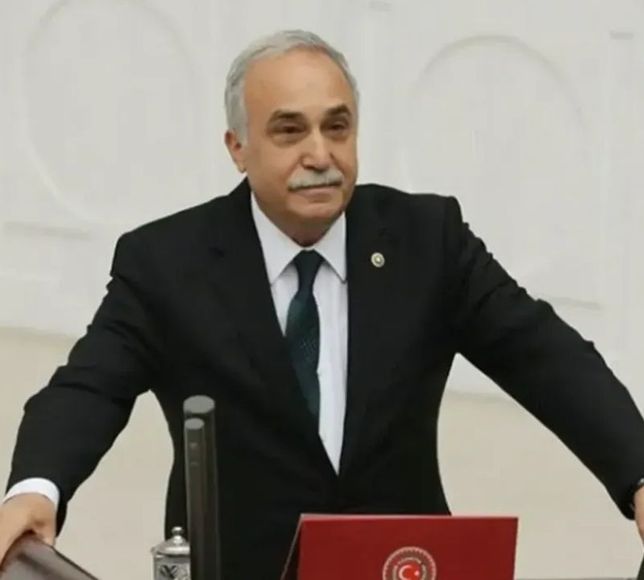 İYİ Partili Fakıbaba Hem Partisinden Hem de Ankara Milletvekilliğinden İstifa Etti