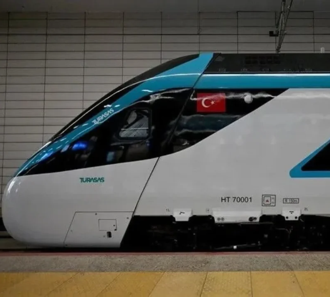 Milli Hızlı Tren Ankara-Kırıkkale Hattında Bakan Uraloğlu Test Sürüşü Gerçekleştirdi