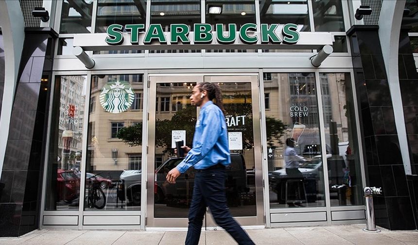 Starbucks’ın Küresel Satışlarında Düşüş Devam Ediyor