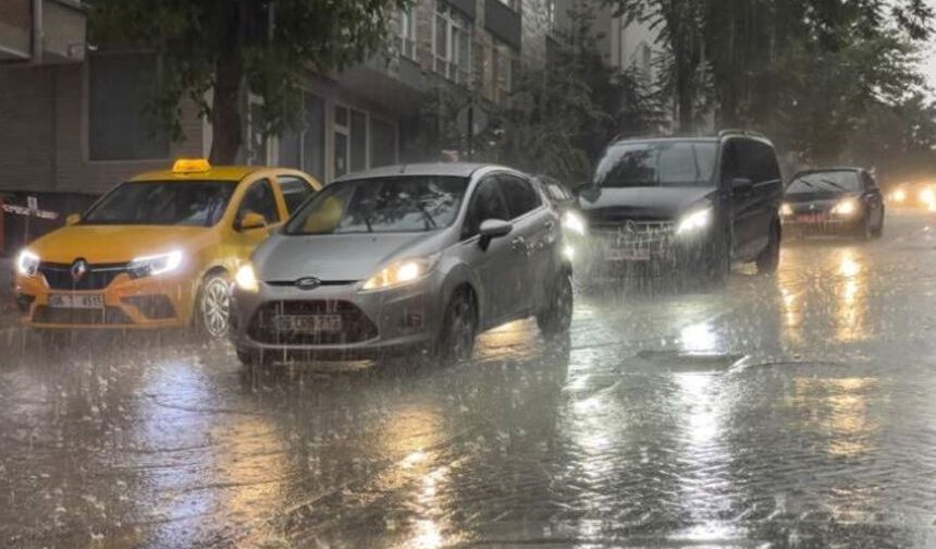 Ankara’da 3 Gün Boyunca Gök Gürültülü Sağanak Yağış Bekleniyor
