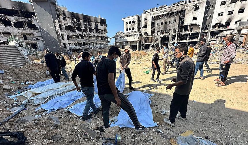 Gazze’deki Şifa Hastanesinde Üçüncü Toplu Mezar