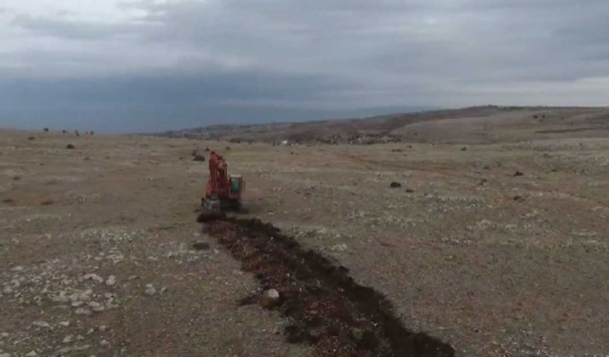 Kalecik'te Su Sorununa Büyük Çözüm: 13 Mahalleye Yeni Su Hattı