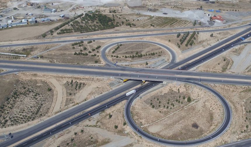 Ankara’da Yol Çalışması: Bala-Karakeçili Hattı Trafiğe Kapatıldı!